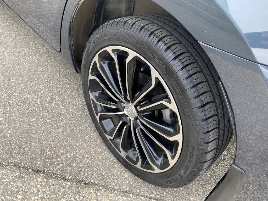 2015 Toyota Corolla S in Kamloops, British Columbia - 8 - w1024h768px