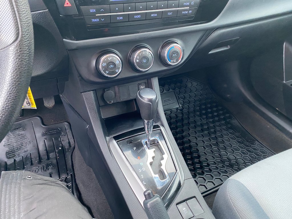 2016 Toyota Corolla CE in Kamloops, British Columbia - 14 - w1024h768px