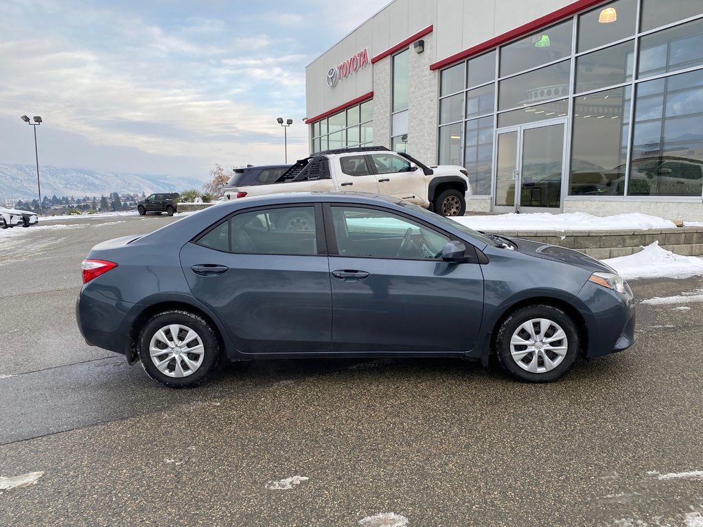 2016 Toyota Corolla CE in Kamloops, British Columbia - 2 - w1024h768px