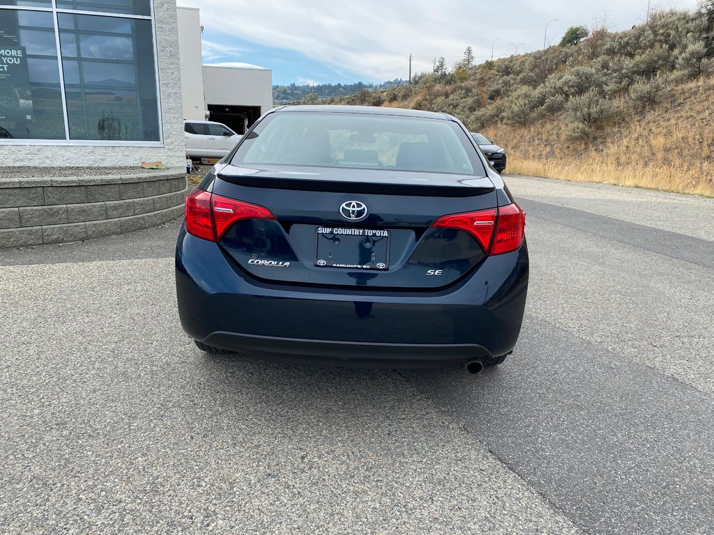 2018 Toyota Corolla SE in Kamloops, British Columbia - 4 - w1024h768px
