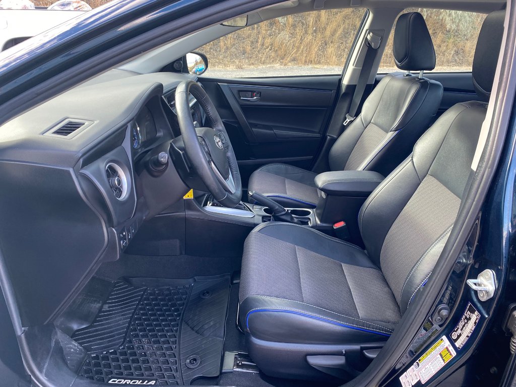 2019 Toyota Corolla Se Upgrade in Kamloops, British Columbia - 13 - w1024h768px