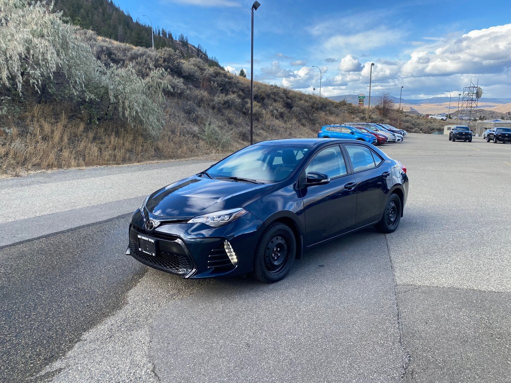 2019 Toyota Corolla Se Upgrade in Kamloops, British Columbia - 7 - w1024h768px