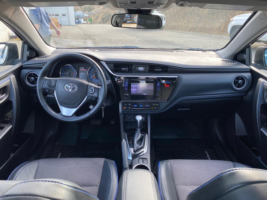 2019 Toyota Corolla Se Upgrade in Kamloops, British Columbia - 10 - w1024h768px