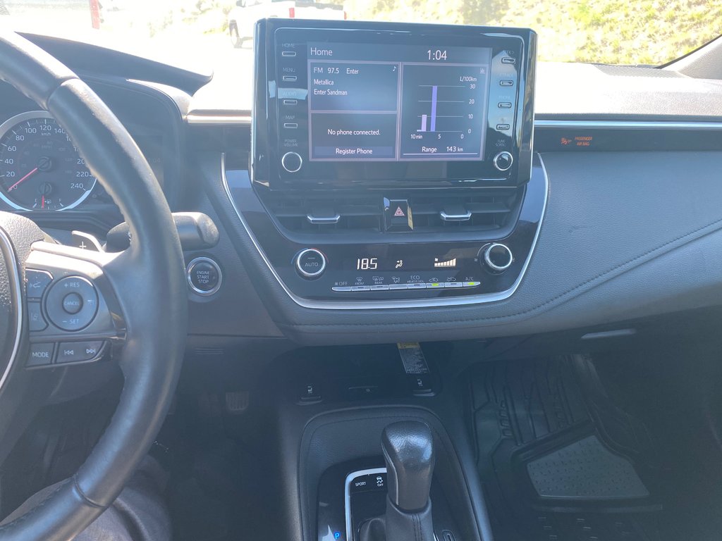 2020 Toyota Corolla SE Upgrade in Kamloops, British Columbia - 16 - w1024h768px