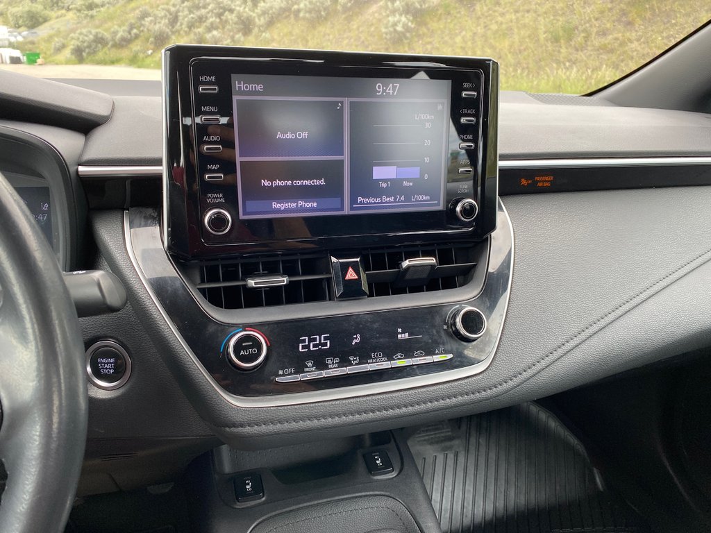 2020 Toyota Corolla Se in Kamloops, British Columbia - 16 - w1024h768px