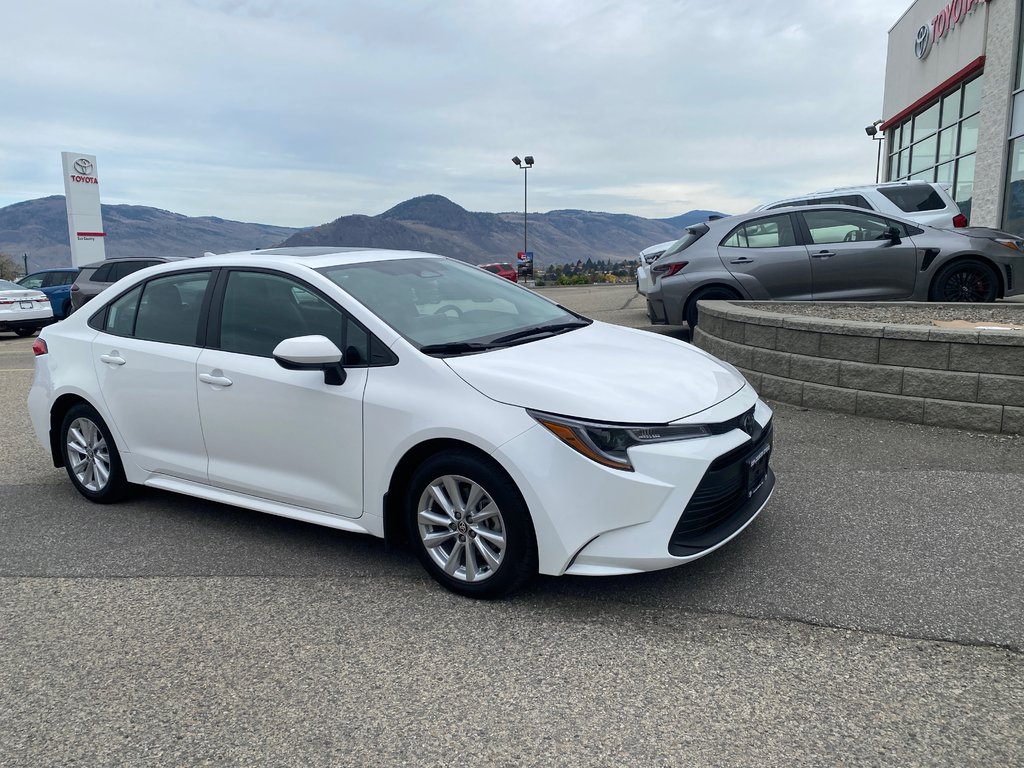 2024 Toyota Corolla LE in Kamloops, British Columbia - 1 - w1024h768px
