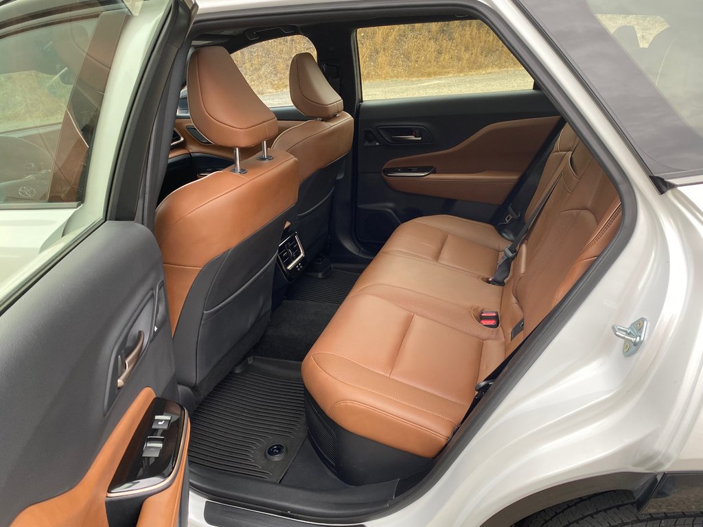2025 Toyota Crown Signia Limited in Kamloops, British Columbia - 5 - w1024h768px