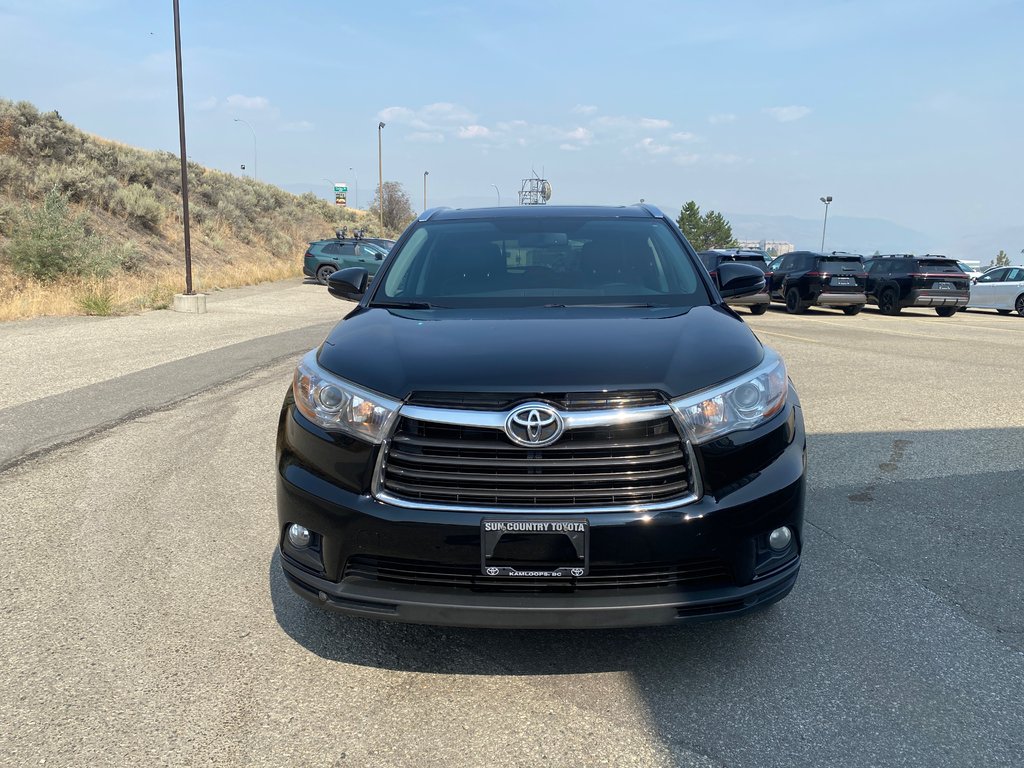2016 Toyota Highlander Limited in Kamloops, British Columbia - 14 - w1024h768px