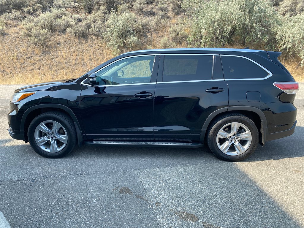2016 Toyota Highlander Limited in Kamloops, British Columbia - 12 - w1024h768px
