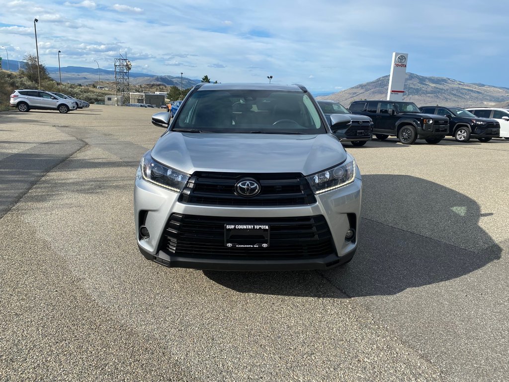 2019 Toyota Highlander SE in Kamloops, British Columbia - 7 - w1024h768px