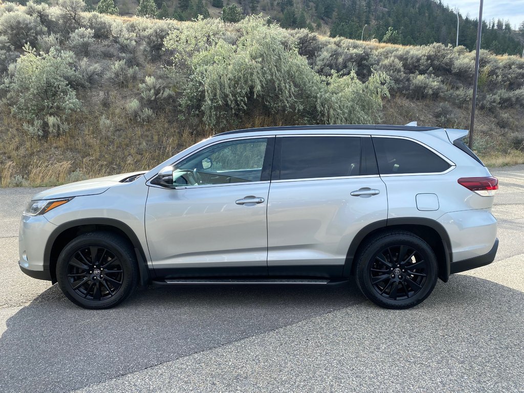 2019 Toyota Highlander SE in Kamloops, British Columbia - 5 - w1024h768px