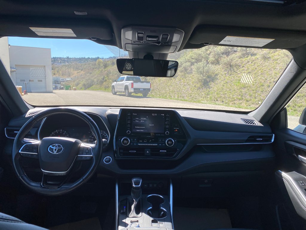 2021 Toyota Highlander XSE in Kamloops, British Columbia - 12 - w1024h768px