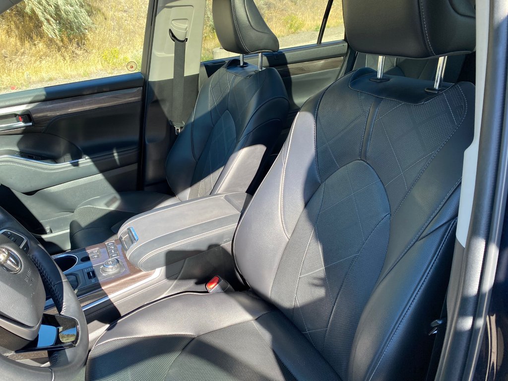 2022 Toyota Highlander Limited in Kamloops, British Columbia - 17 - w1024h768px
