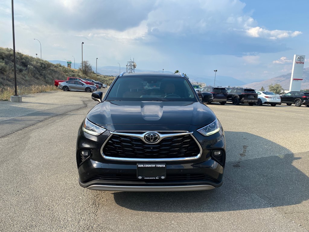 2023 Toyota Highlander Platinum in Kamloops, British Columbia - 21 - w1024h768px