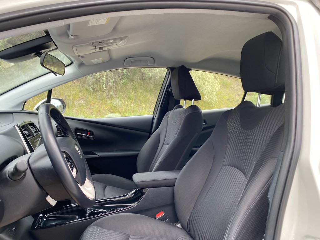 2018 Toyota Prius Prime in Kamloops, British Columbia - 14 - w1024h768px