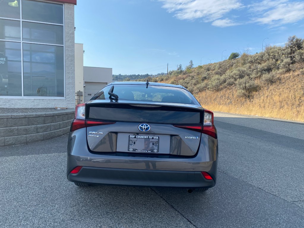 2019 Toyota Prius in Kamloops, British Columbia - 5 - w1024h768px