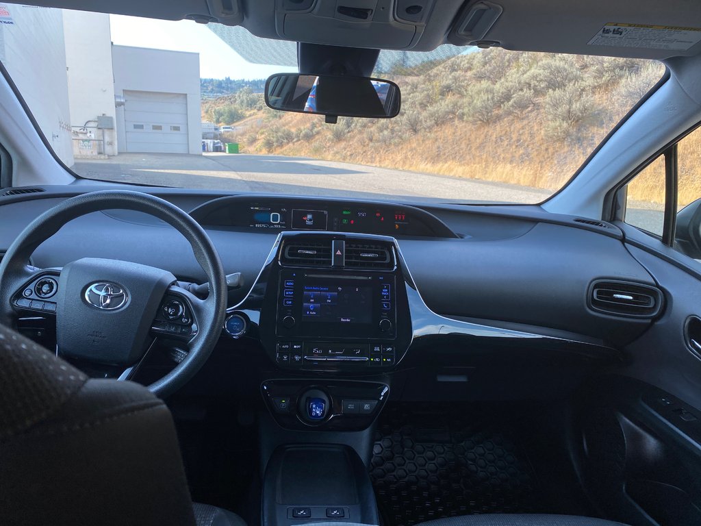 2019 Toyota Prius in Kamloops, British Columbia - 10 - w1024h768px