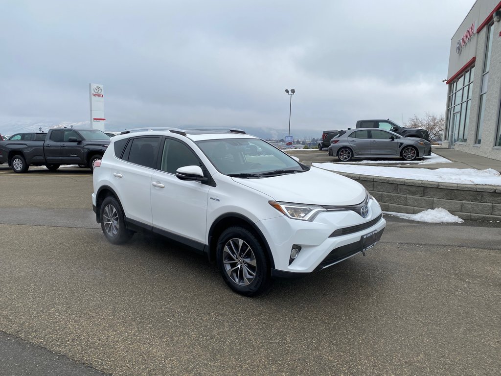 2016 Toyota RAV4 Hybrid XLE in Kamloops, British Columbia - 1 - w1024h768px