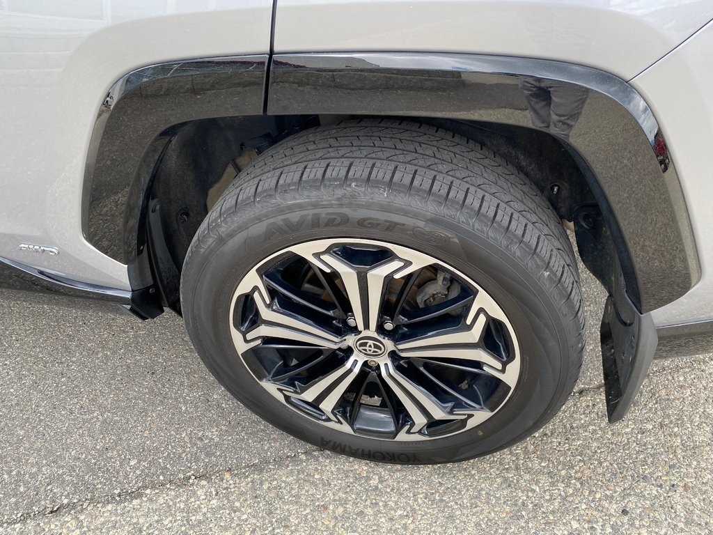 2021 Toyota RAV4 Prime XSE in Kamloops, British Columbia - 8 - w1024h768px