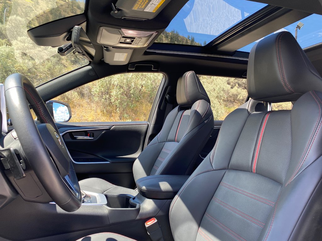 2022 Toyota RAV4 Prime XSE Technology Package in Kamloops, British Columbia - 11 - w1024h768px