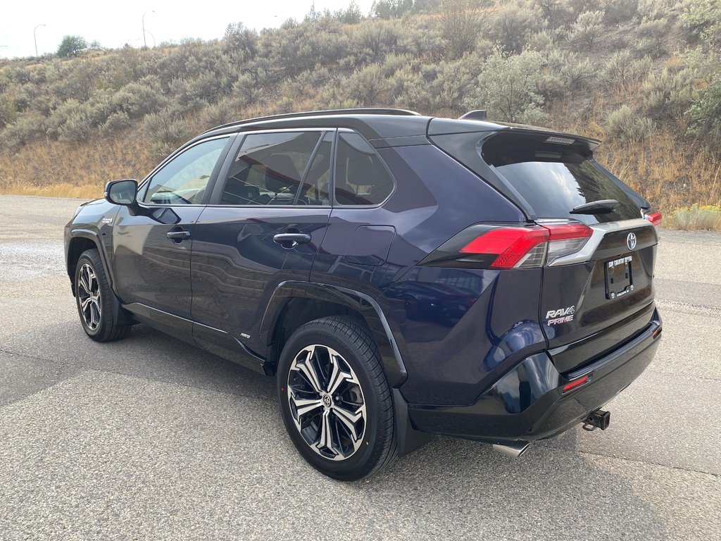 2022 Toyota RAV4 Prime XSE in Kamloops, British Columbia - 7 - w1024h768px