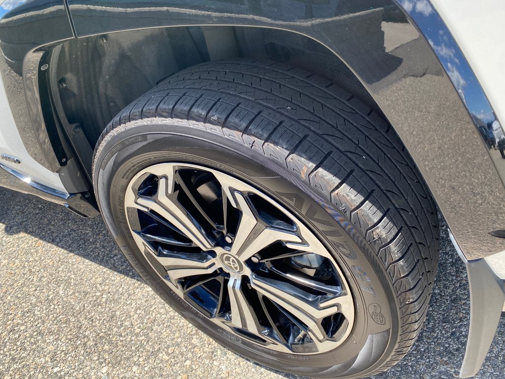 2023 Toyota RAV4 Prime XSE AWD in Kamloops, British Columbia - 9 - w1024h768px