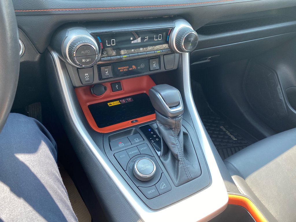 2022 Toyota RAV4 TRAIL AWD Trail in Kamloops, British Columbia - 15 - w1024h768px