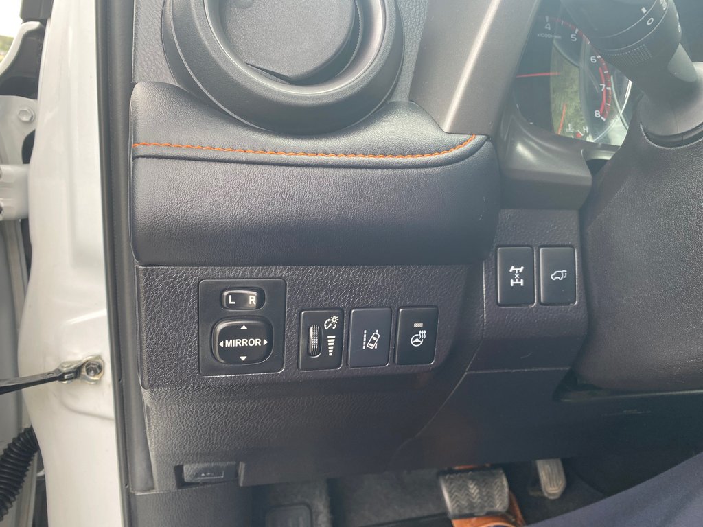 2017 Toyota RAV4 SE AWD in Kamloops, British Columbia - 15 - w1024h768px