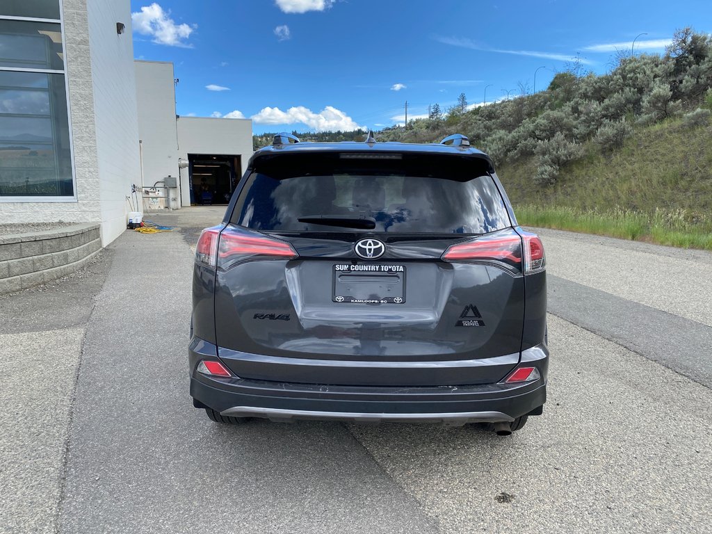 2018 Toyota RAV4 TRAIL in Kamloops, British Columbia - 4 - w1024h768px