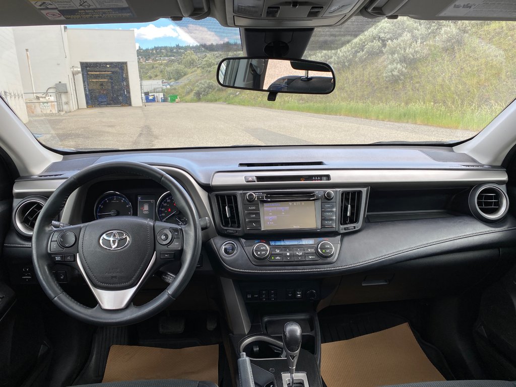 2018 Toyota RAV4 TRAIL in Kamloops, British Columbia - 11 - w1024h768px