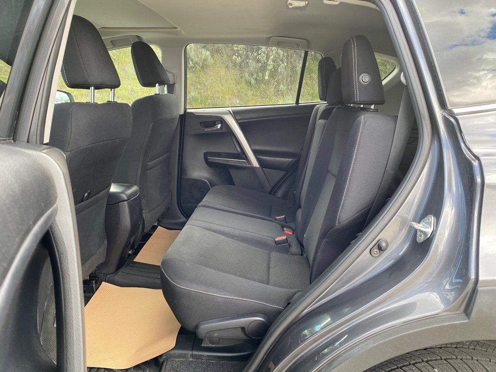 2018 Toyota RAV4 TRAIL in Kamloops, British Columbia - 10 - w1024h768px