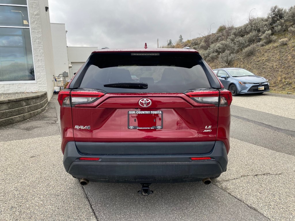 2019 Toyota RAV4 LE in Kamloops, British Columbia - 4 - w1024h768px