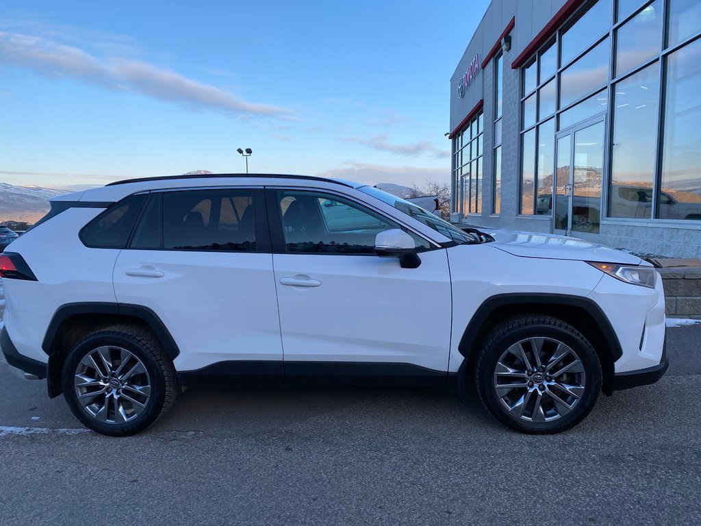 2020 Toyota RAV4 XLE Premium in Kamloops, British Columbia - 4 - w1024h768px