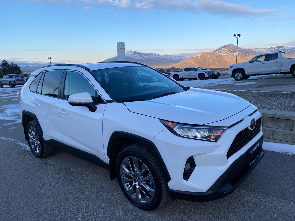 2020 Toyota RAV4 XLE Premium in Kamloops, British Columbia - 1 - w1024h768px