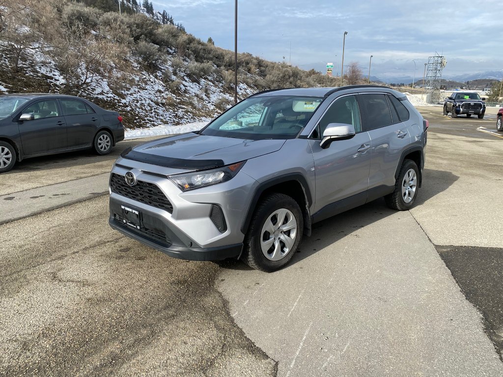 2020 Toyota RAV4 LE in Kamloops, British Columbia - 7 - w1024h768px