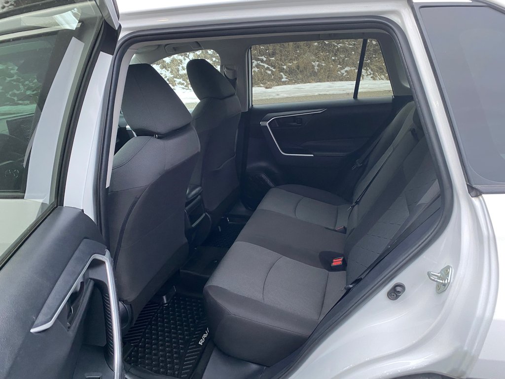2020 Toyota RAV4 LE in Kamloops, British Columbia - 9 - w1024h768px