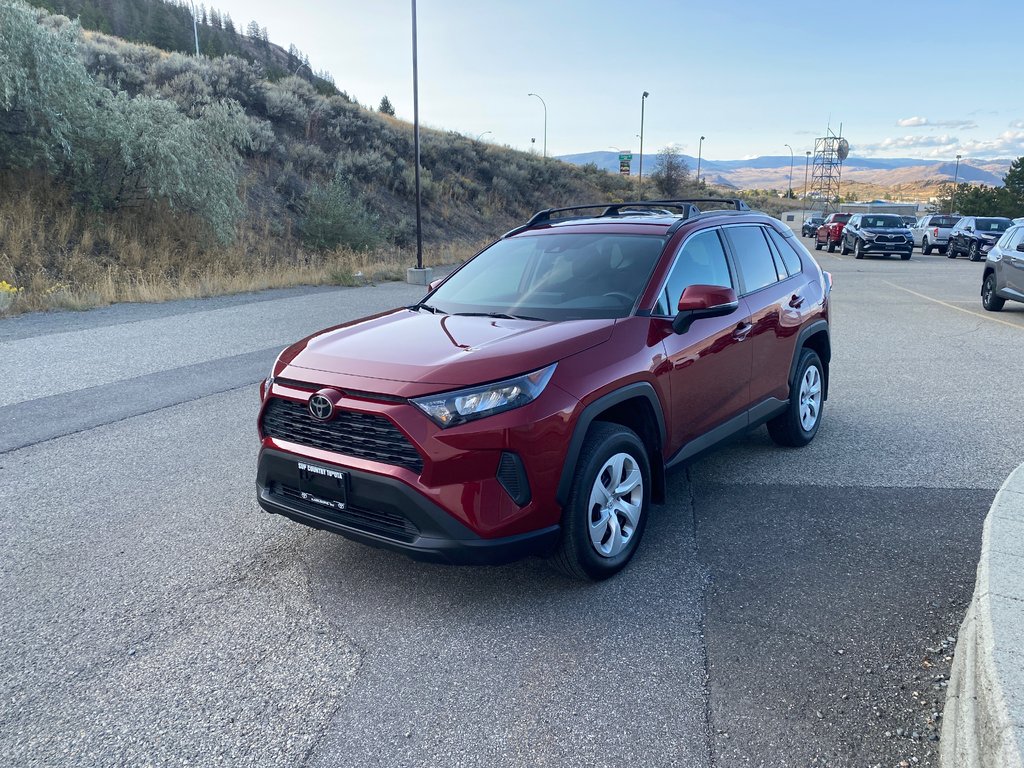 2020 Toyota RAV4 LE in Kamloops, British Columbia - 7 - w1024h768px