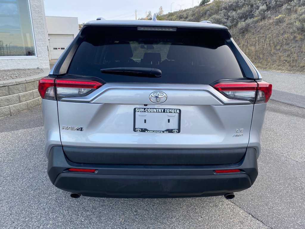2021 Toyota RAV4 LE in Kamloops, British Columbia - 4 - w1024h768px