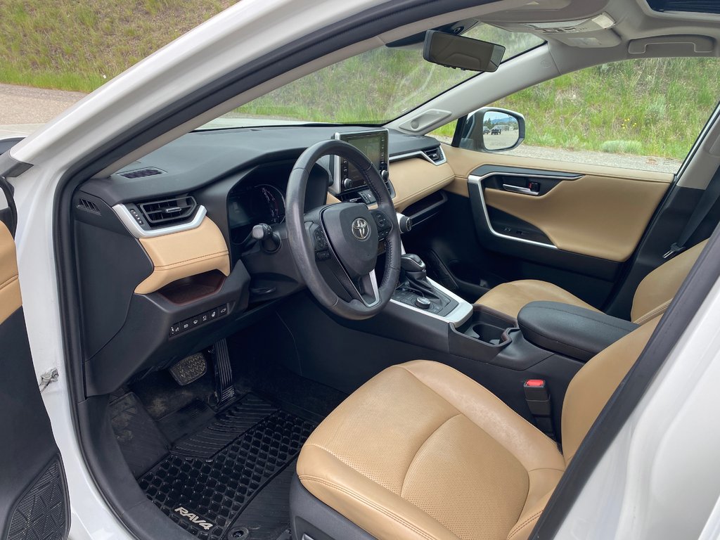 2021 Toyota RAV4 Limited in Kamloops, British Columbia - 14 - w1024h768px