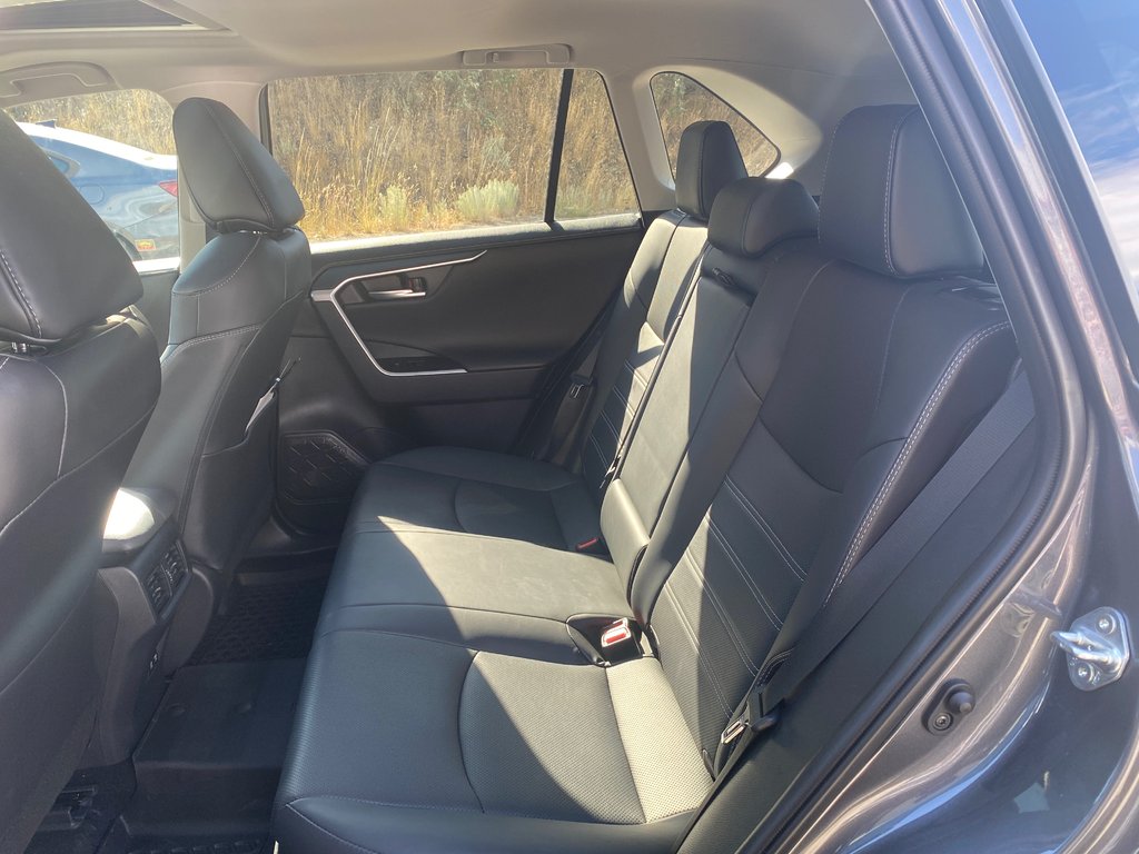 2021 Toyota RAV4 Hybrid Limited in Kamloops, British Columbia - 12 - w1024h768px