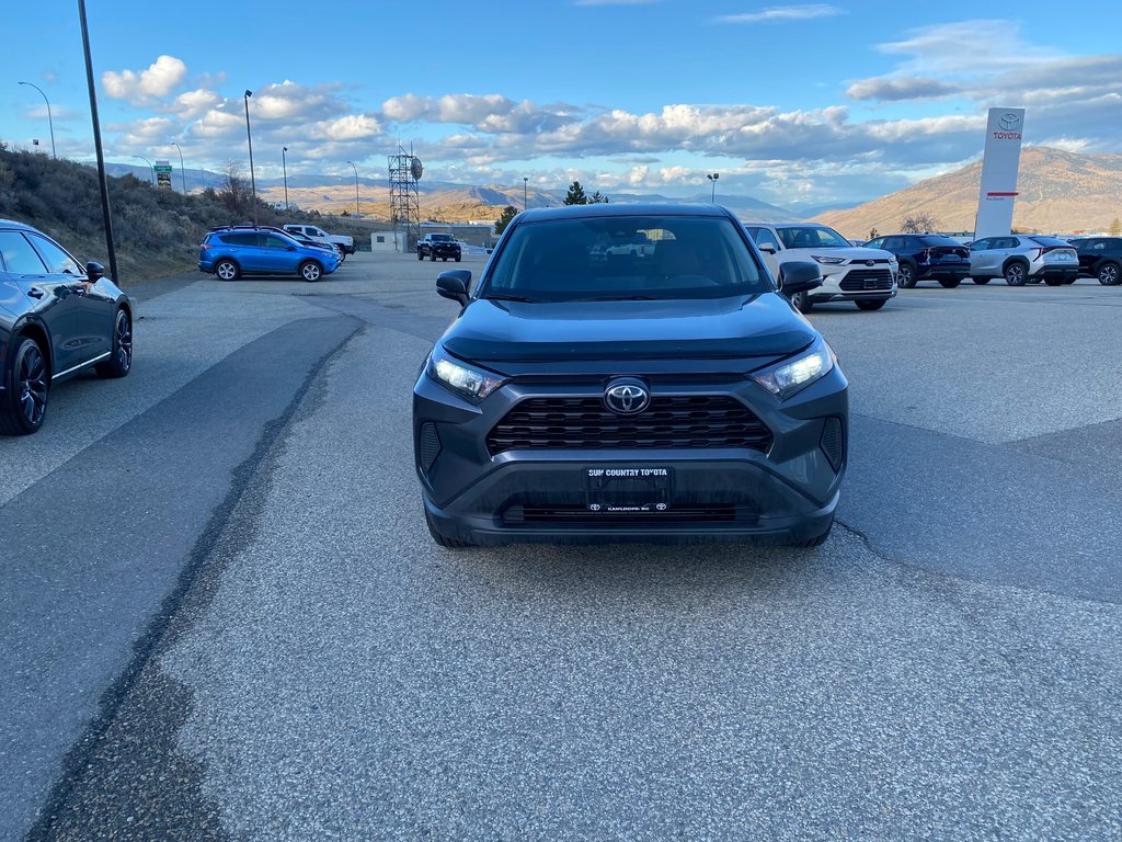 2022 Toyota RAV4 LE in Kamloops, British Columbia - 8 - w1024h768px