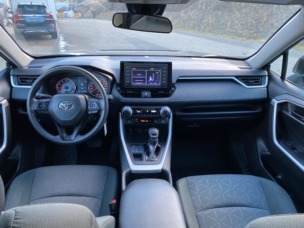 2022 Toyota RAV4 LE in Kamloops, British Columbia - 17 - w1024h768px