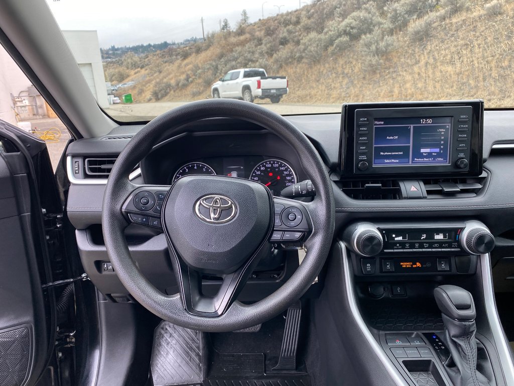 2022 Toyota RAV4 LE in Kamloops, British Columbia - 11 - w1024h768px