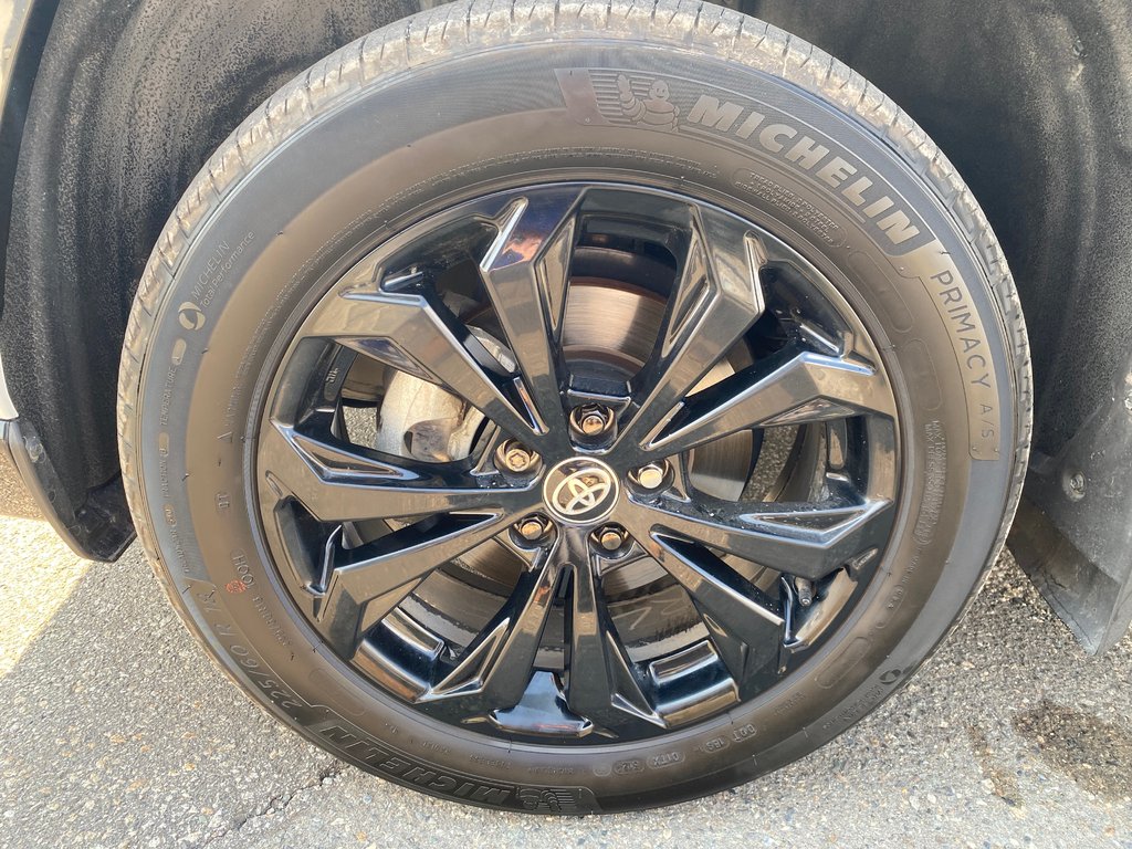 2024 Toyota RAV4 Hybrid XSE in Kamloops, British Columbia - 9 - w1024h768px