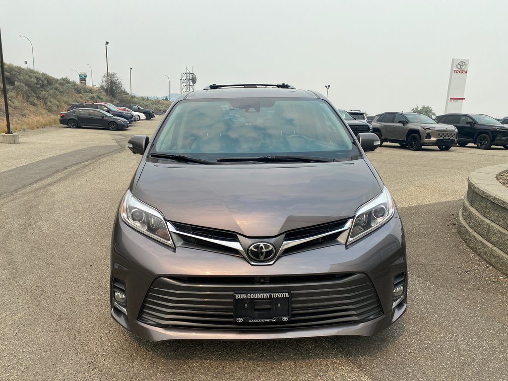2020 Toyota Sienna XLE Limited AWD in Kamloops, British Columbia - 8 - w1024h768px