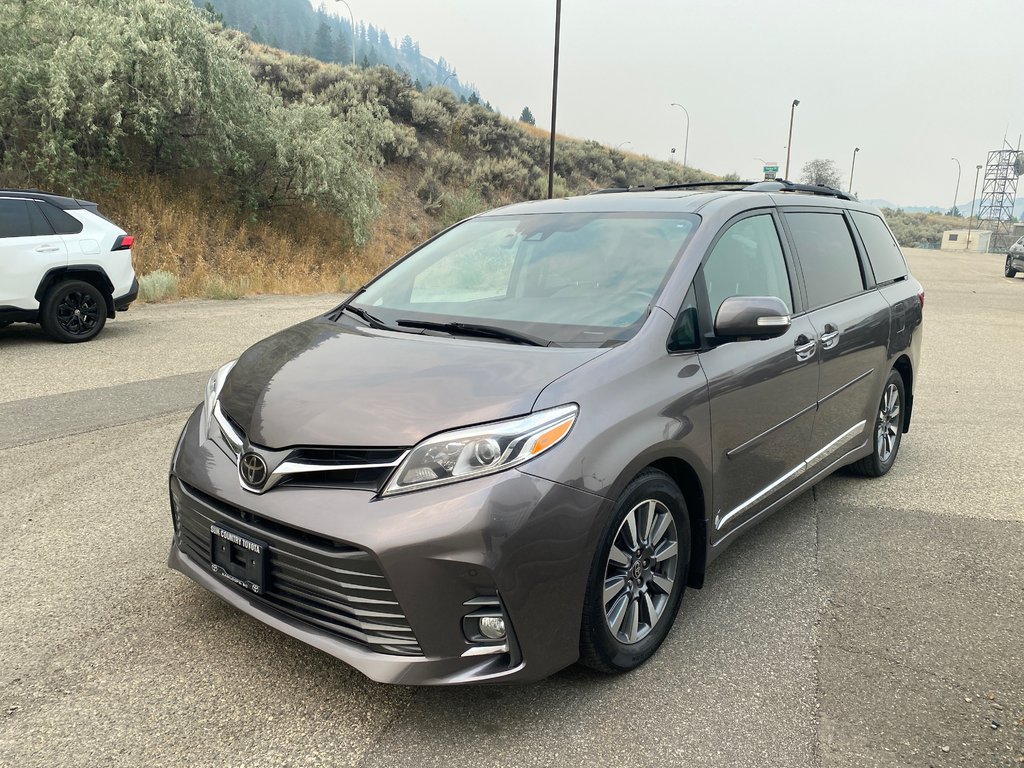 2020 Toyota Sienna XLE Limited AWD in Kamloops, British Columbia - 7 - w1024h768px