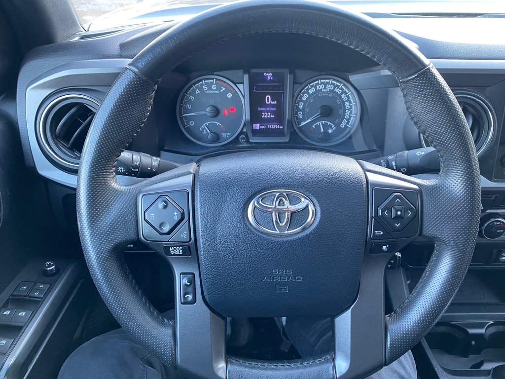 2016 Toyota Tacoma TRD Sport in Kamloops, British Columbia - 15 - w1024h768px