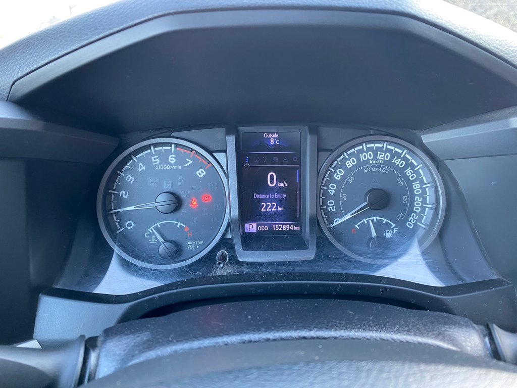 2016 Toyota Tacoma TRD Sport in Kamloops, British Columbia - 16 - w1024h768px