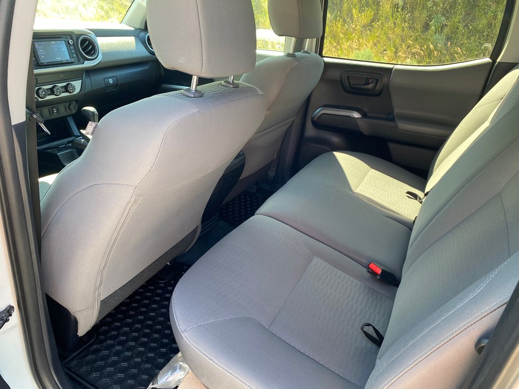 2019 Toyota Tacoma SR5 in Kamloops, British Columbia - 11 - w1024h768px