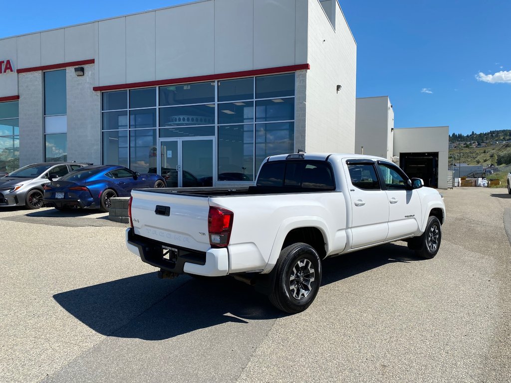 2019 Toyota Tacoma SR5 in Kamloops, British Columbia - 3 - w1024h768px